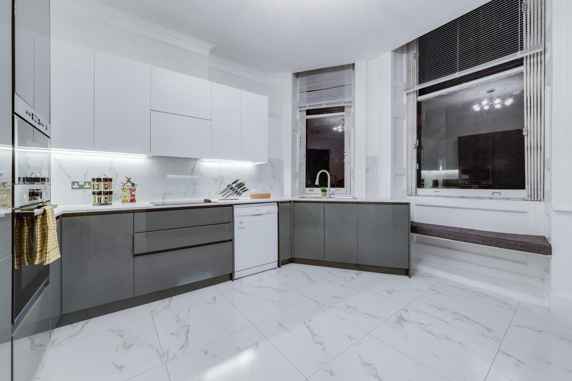 Luxury London 3 Bedroom Duplex With Pool Table - 4Hs Ngoại thất bức ảnh