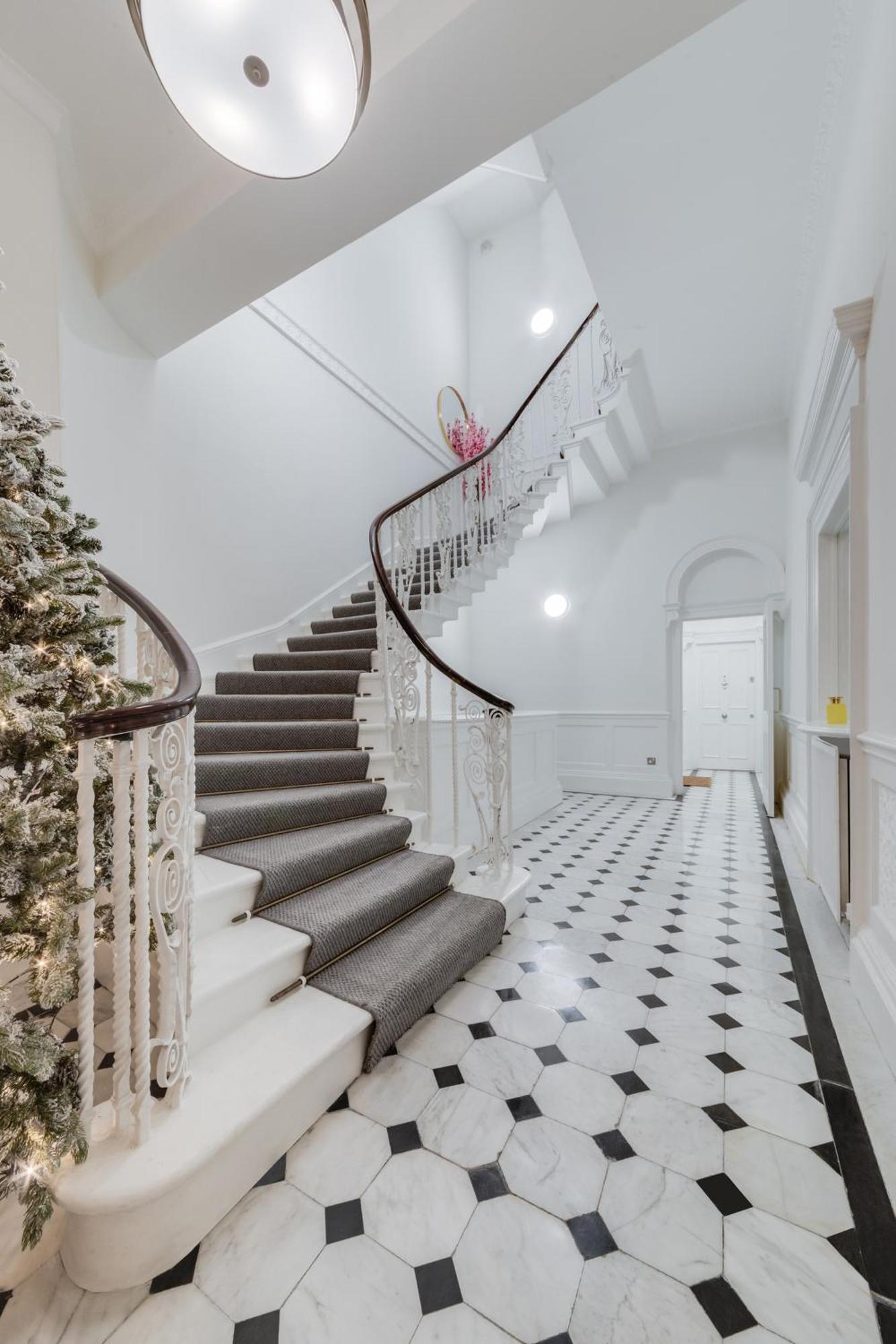 Luxury London 3 Bedroom Duplex With Pool Table - 4Hs Ngoại thất bức ảnh