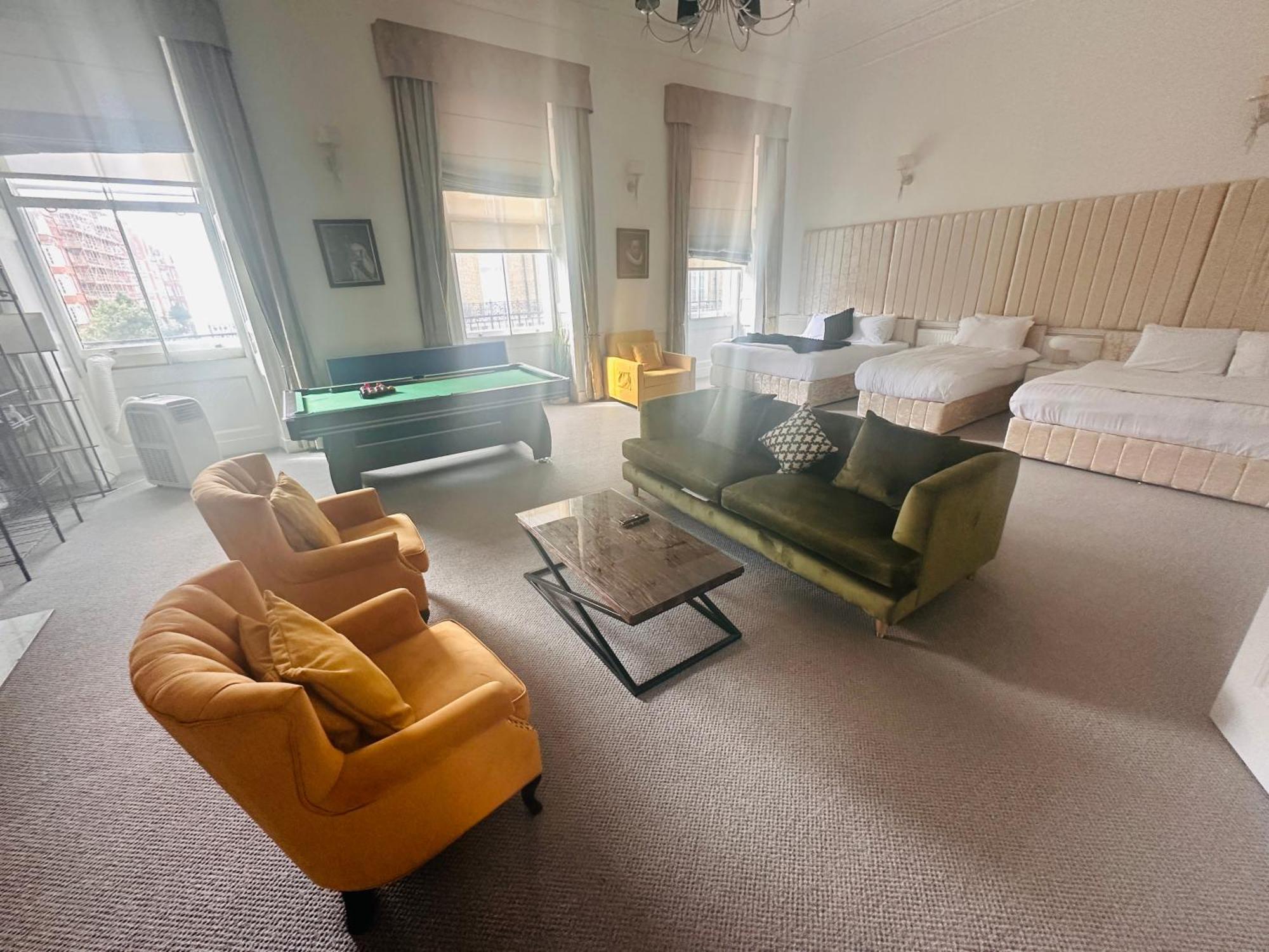 Luxury London 3 Bedroom Duplex With Pool Table - 4Hs Ngoại thất bức ảnh